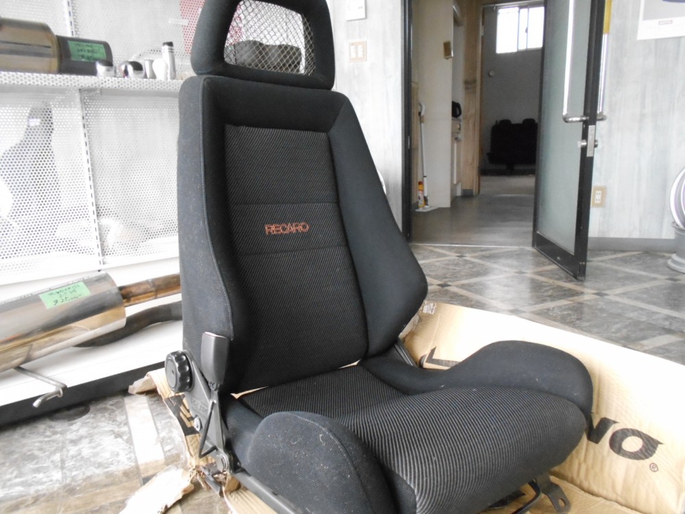 プジョー206　S16　レカロシート取付け